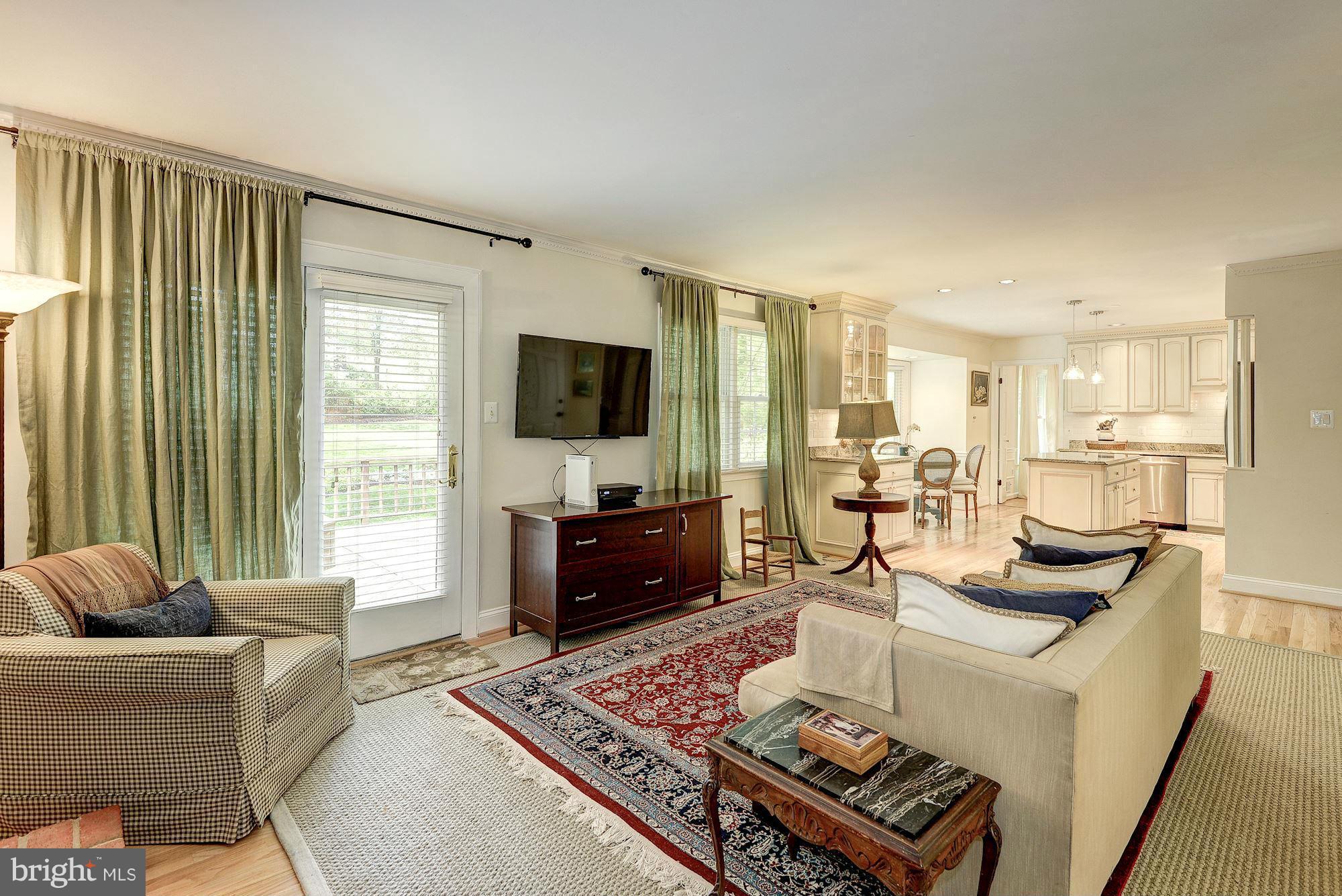 10205 Lawyers Road Vienna, VA 22181 - Photo 17 of 29 Family Room