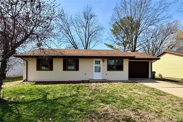 $200,000 | 713 Beebe Drive, Mascoutah, IL 62258