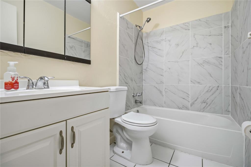 6909 Brentford Road Sarasota, FL 34241 - Photo 14 of 29