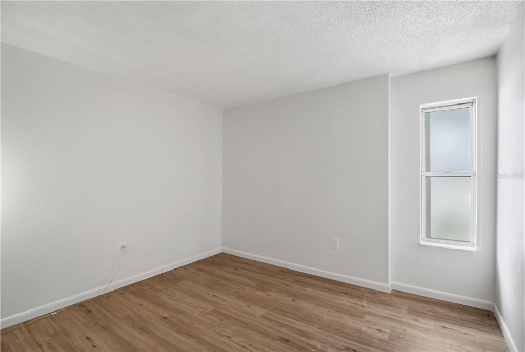 6909 Brentford Road Sarasota, FL 34241 - Photo 19 of 29