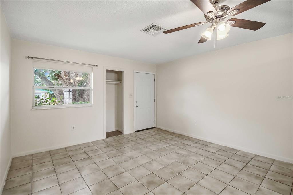 6909 Brentford Road Sarasota, FL 34241 - Photo 7 of 29