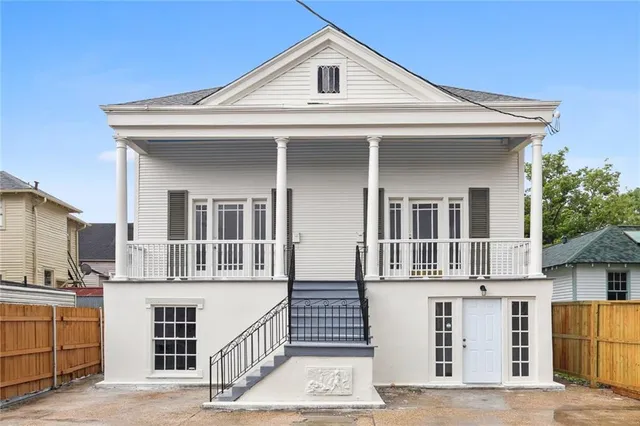 $1,350 | 6326 South Johnson Street, Unit 1B, New Orleans, LA 70118