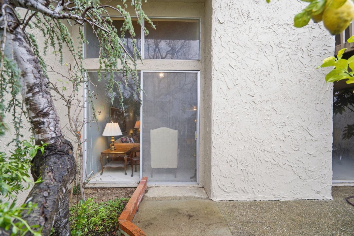 25 Rinconada Circle Belmont, CA 94002 - Photo 19 of 32