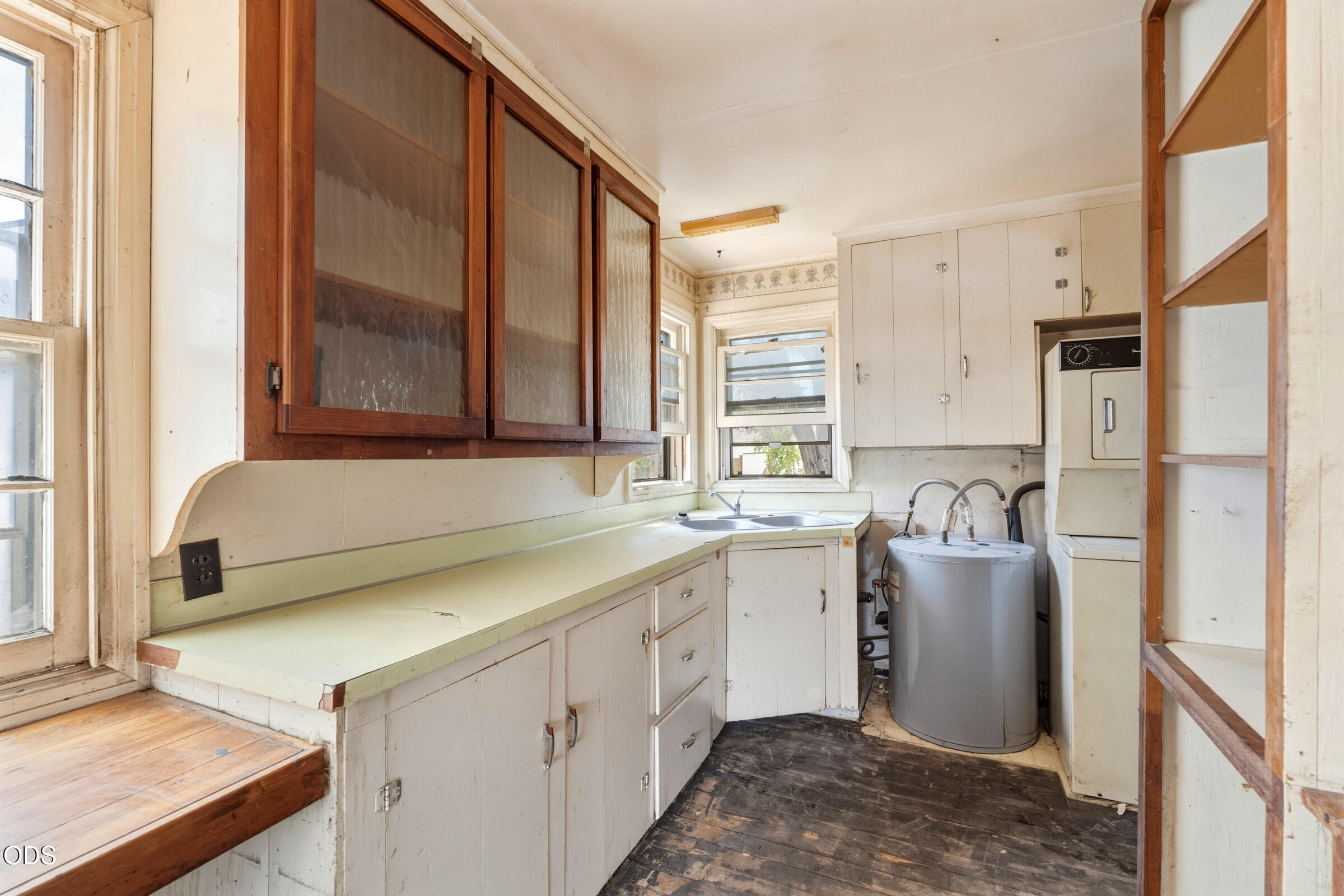 237 Southwest 9th Street Redmond, OR 97756 - Photo 23 of 38