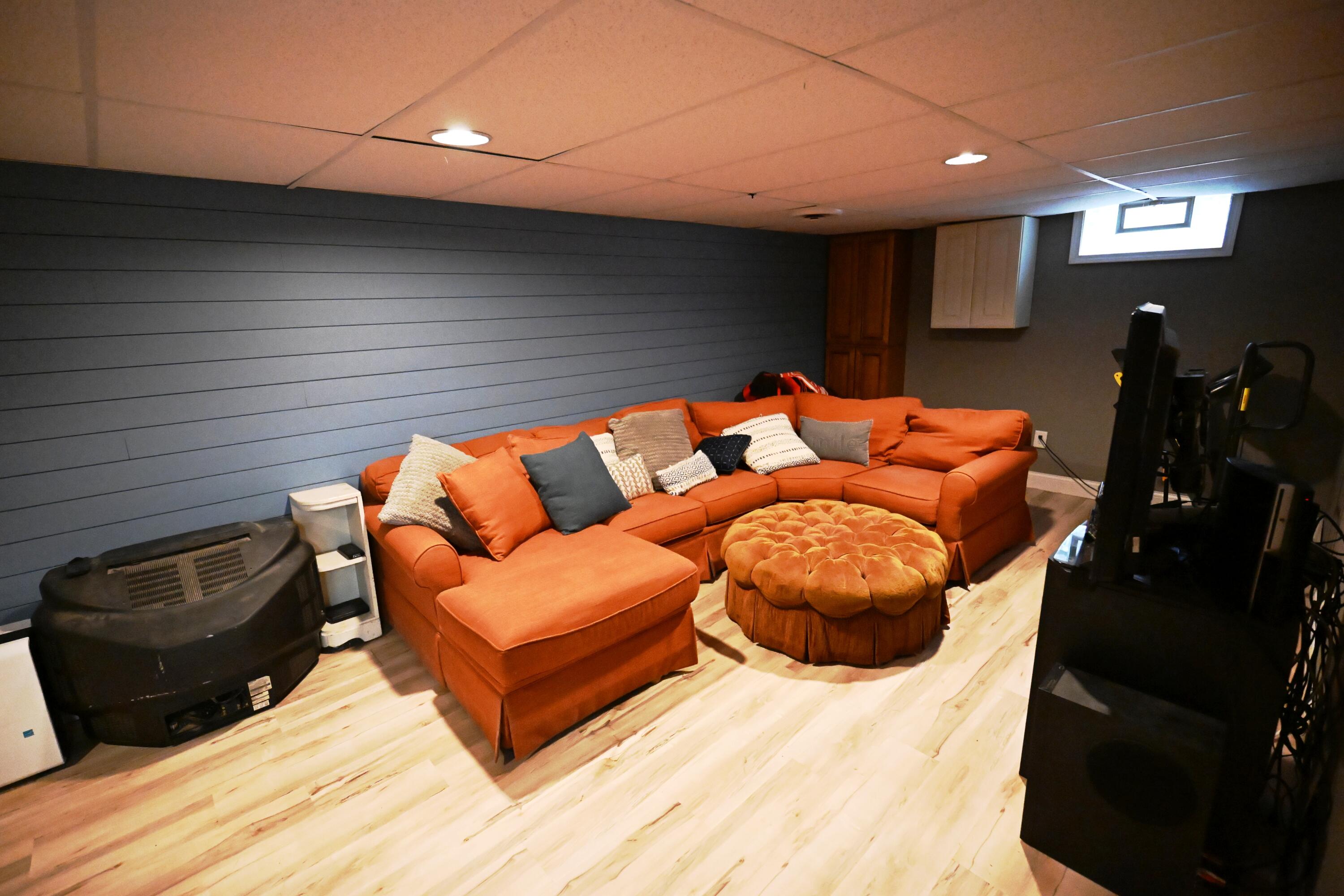 2734 Wellington Road Kalamazoo, MI 49008 - Photo 32 of 44 DSC_0208
