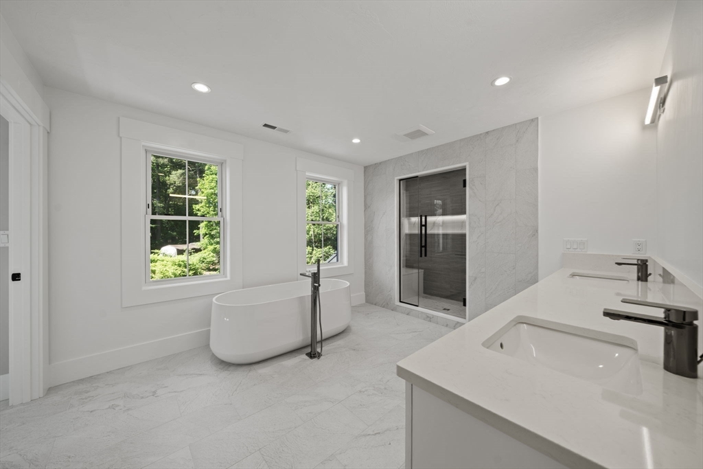 17 Upland Road Natick, MA 01760 - Photo 25 of 38