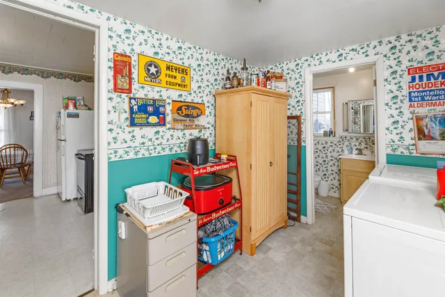 $359,000 | 145-147 East Montello Street, Montello, WI 53949