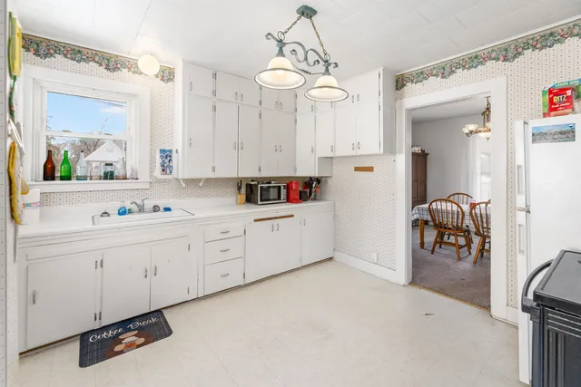 $359,000 | 145-147 East Montello Street, Montello, WI 53949