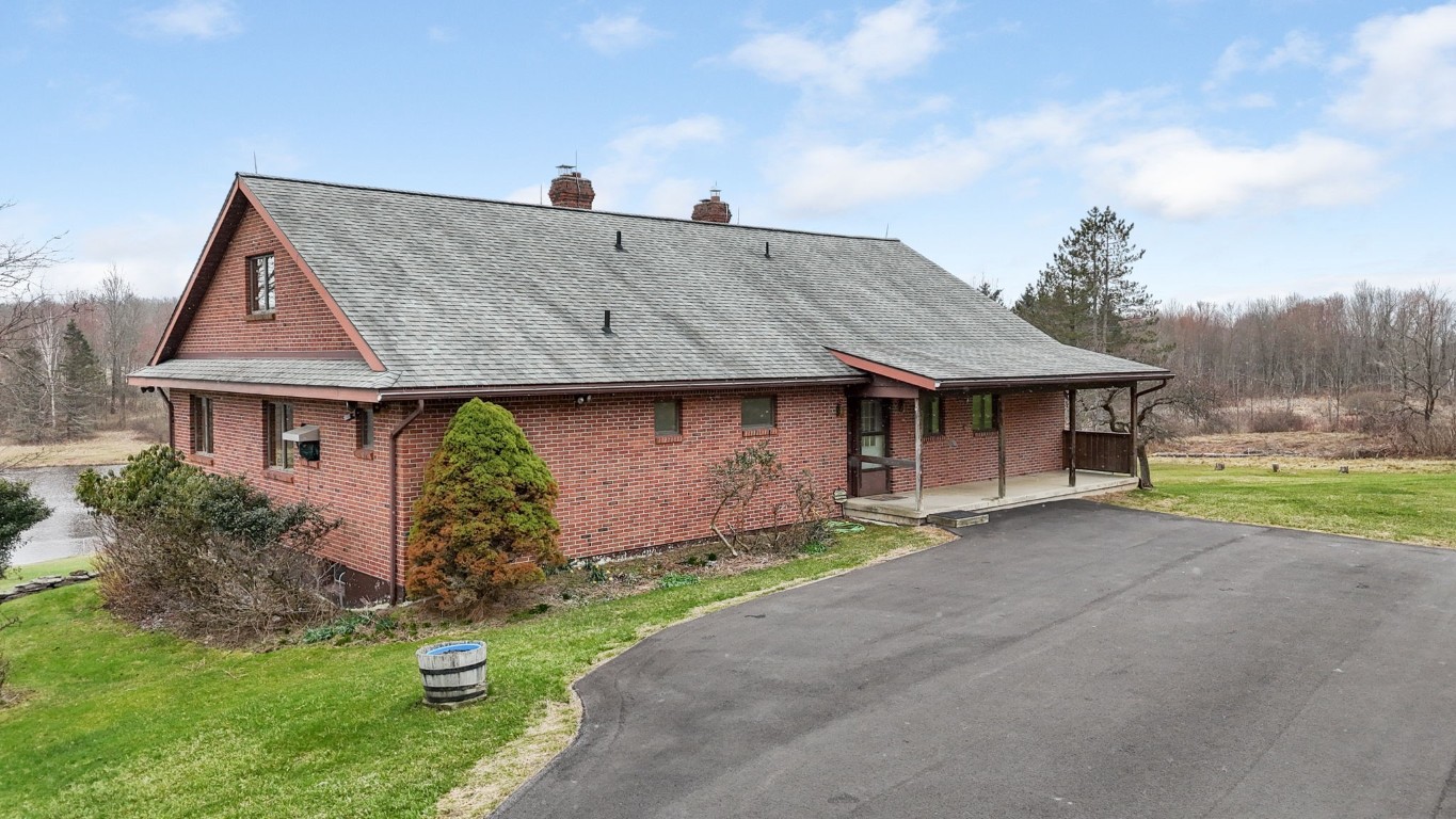 492 Bunn Hill Road Vestal, NY 13850 - Photo 1 of 50