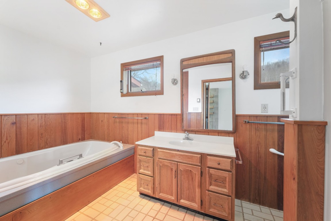 492 Bunn Hill Road Vestal, NY 13850 - Photo 21 of 50