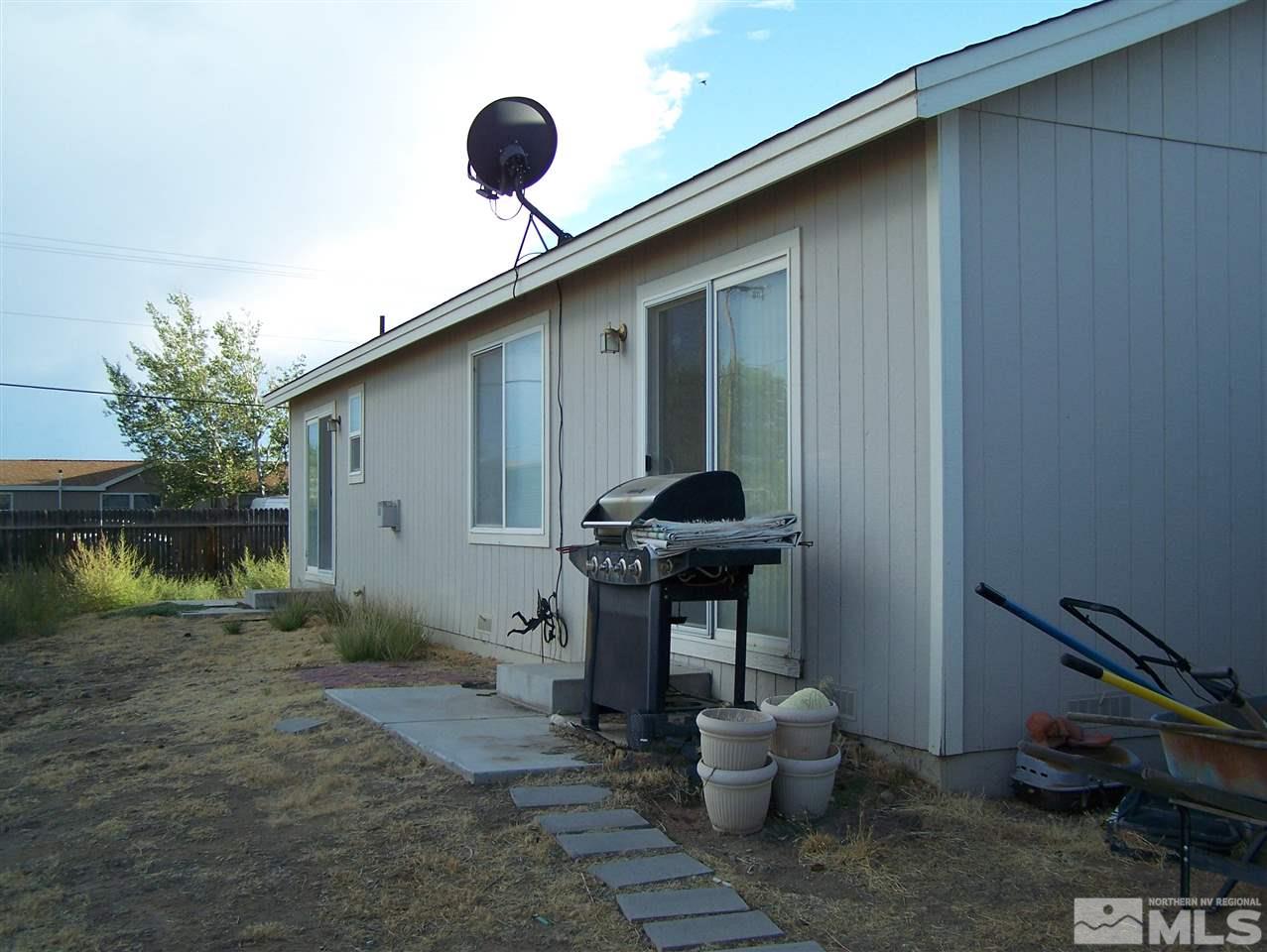 3230 Spring Circle Silver Springs, NV 89429 - Photo 3 of 25 Photo 3