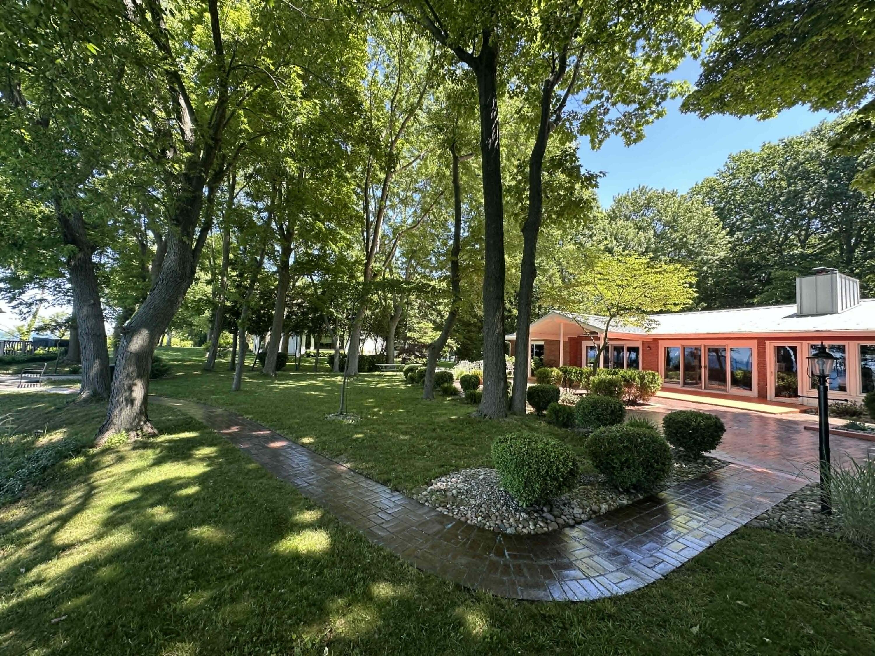 1716 West Benson Road Benton Harbor, MI 49022 - Photo 35 of 57 fb487fc6-0bbf-415f-9483-48bb745678ad