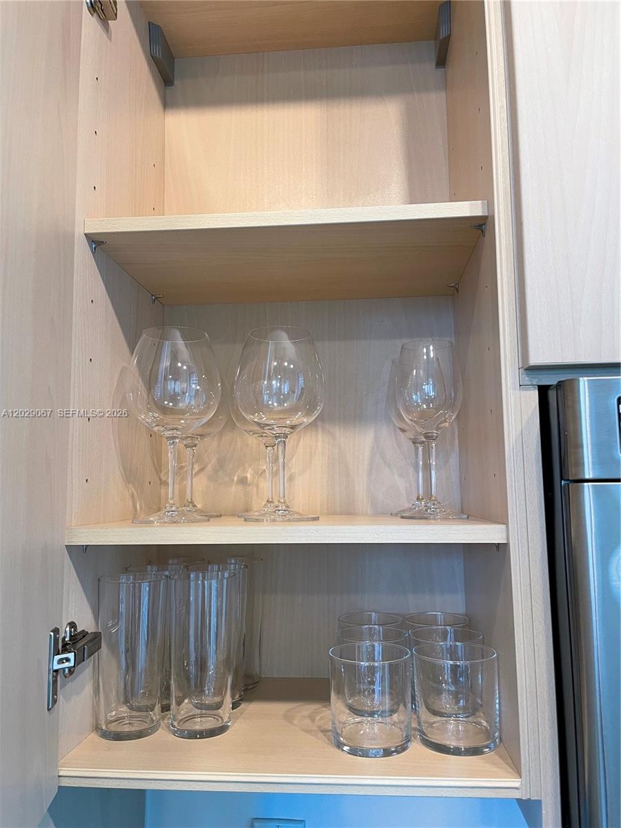 79 Southwest 12th Street, Unit 2407S Miami, FL 33130 - Photo 29 of 39