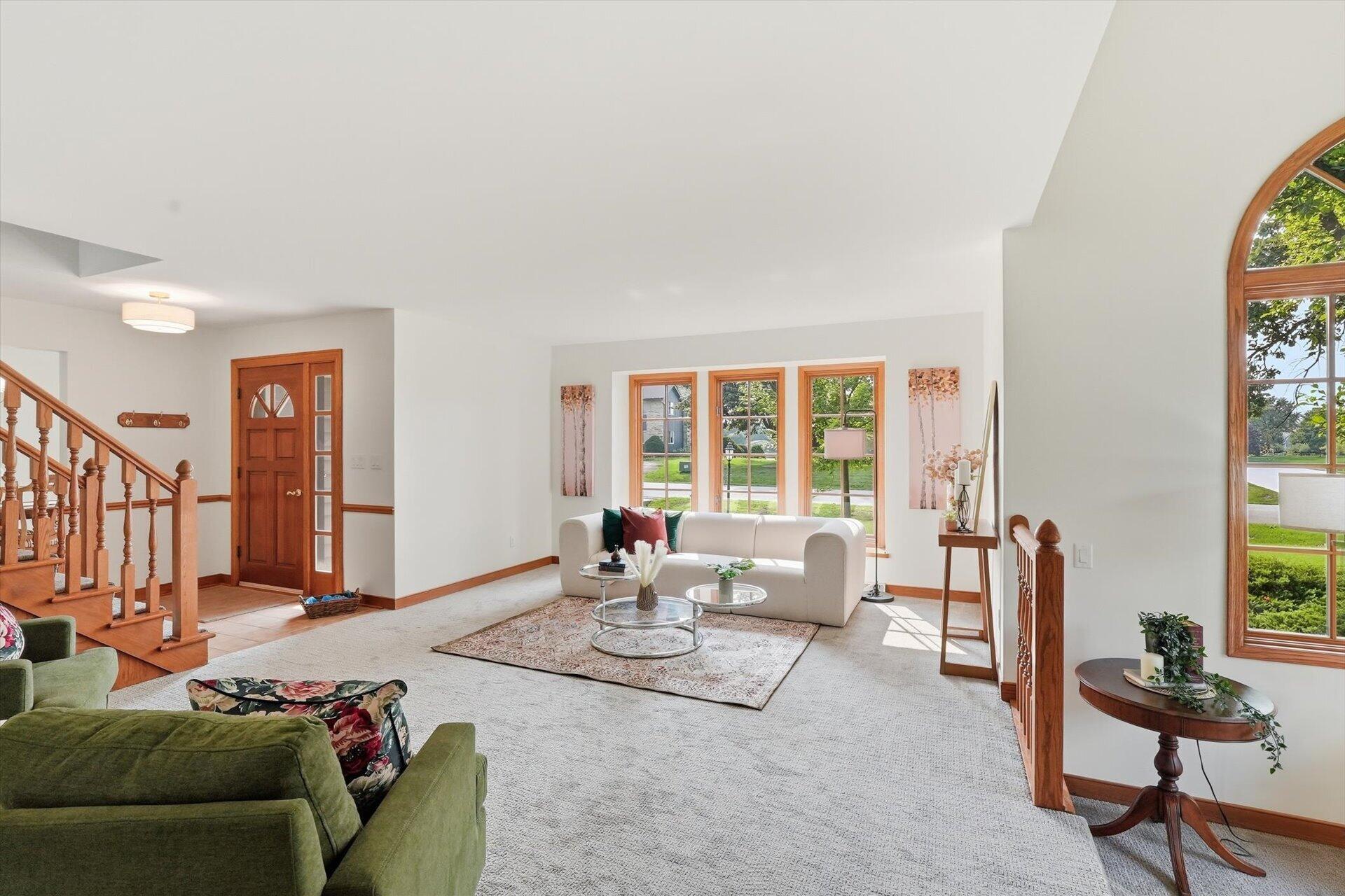 W131S7576 Cheviot Road Muskego, WI 53150 - Photo 13 of 38 Living Room