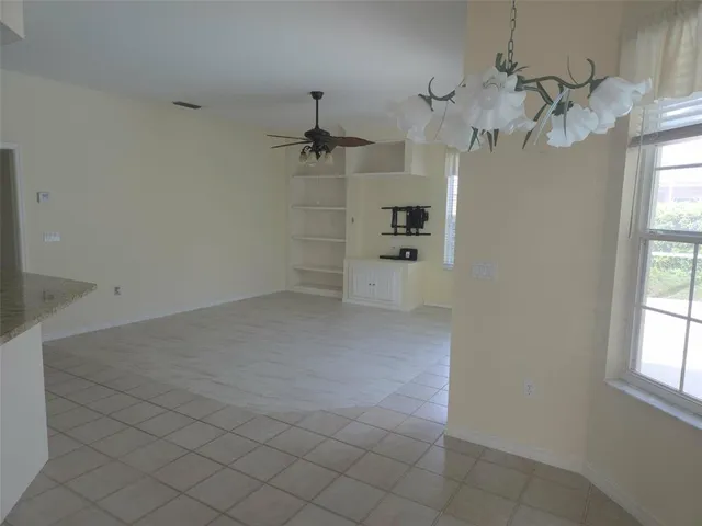 $3,795 | 5282 Far Oak Circle, Sarasota, FL 34238