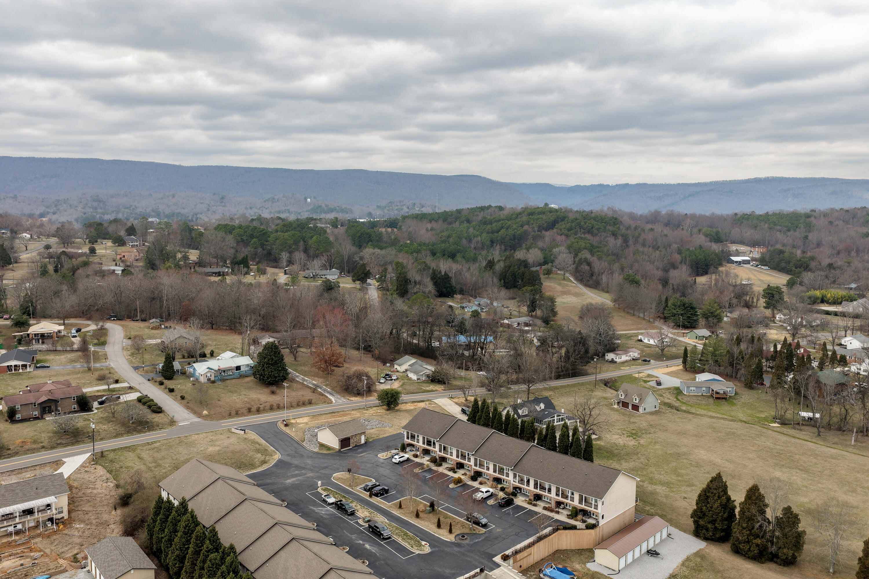 1235 New Lake Road, Unit 4 Spring City, TN 37381 - Photo 38 of 53 NewLake4-36