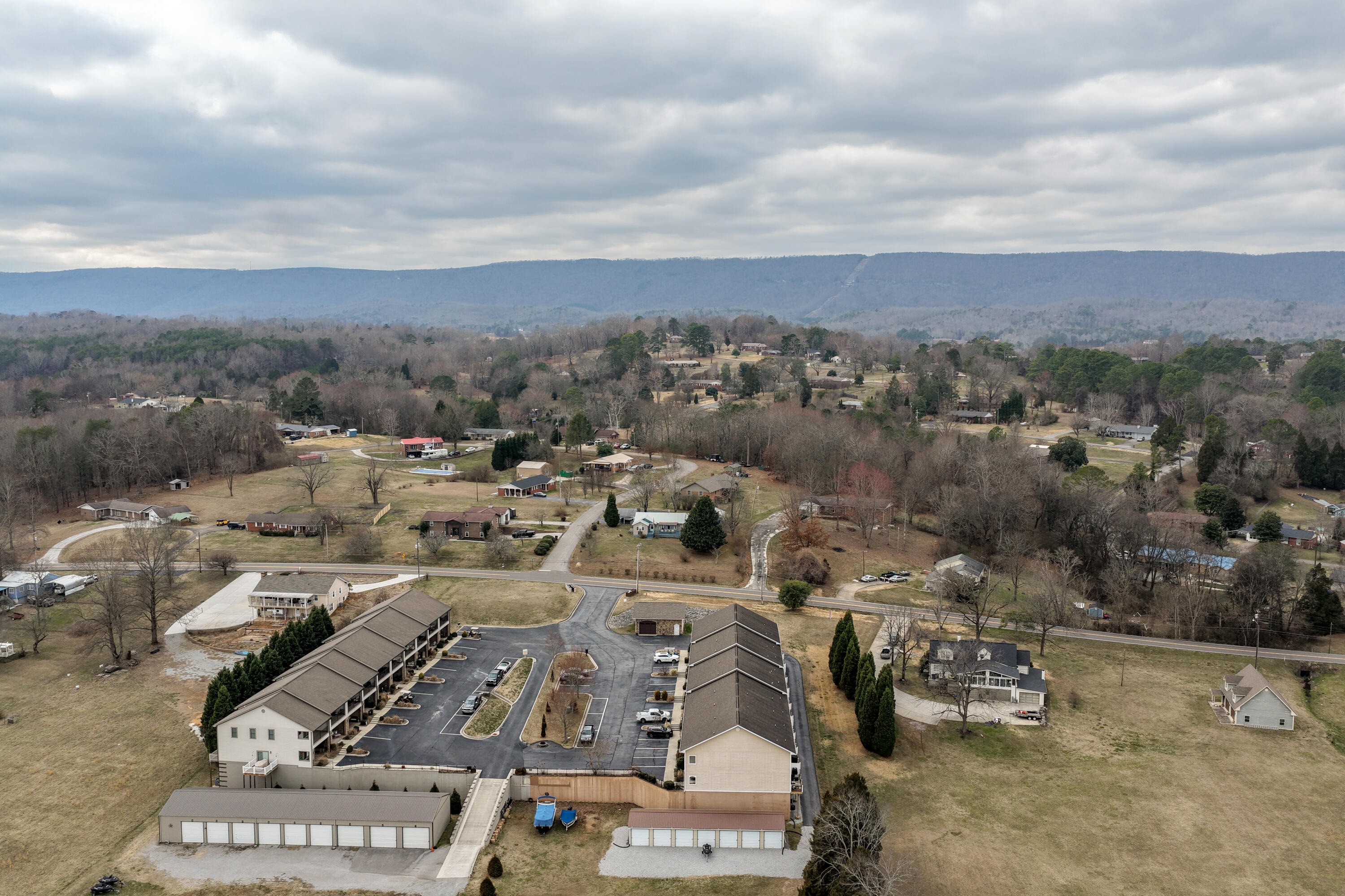 1235 New Lake Road, Unit 4 Spring City, TN 37381 - Photo 39 of 53 NewLake4-37