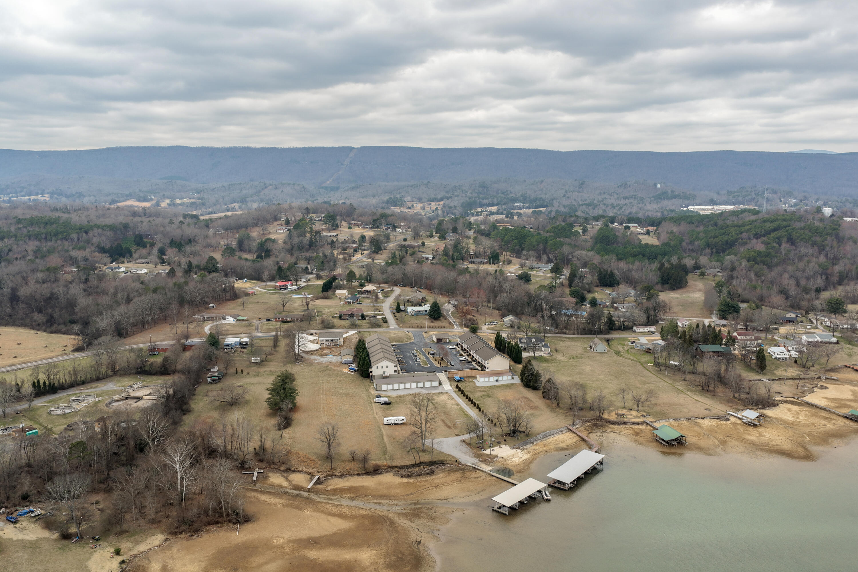 1235 New Lake Road, Unit 4 Spring City, TN 37381 - Photo 47 of 53 NewLake4-45