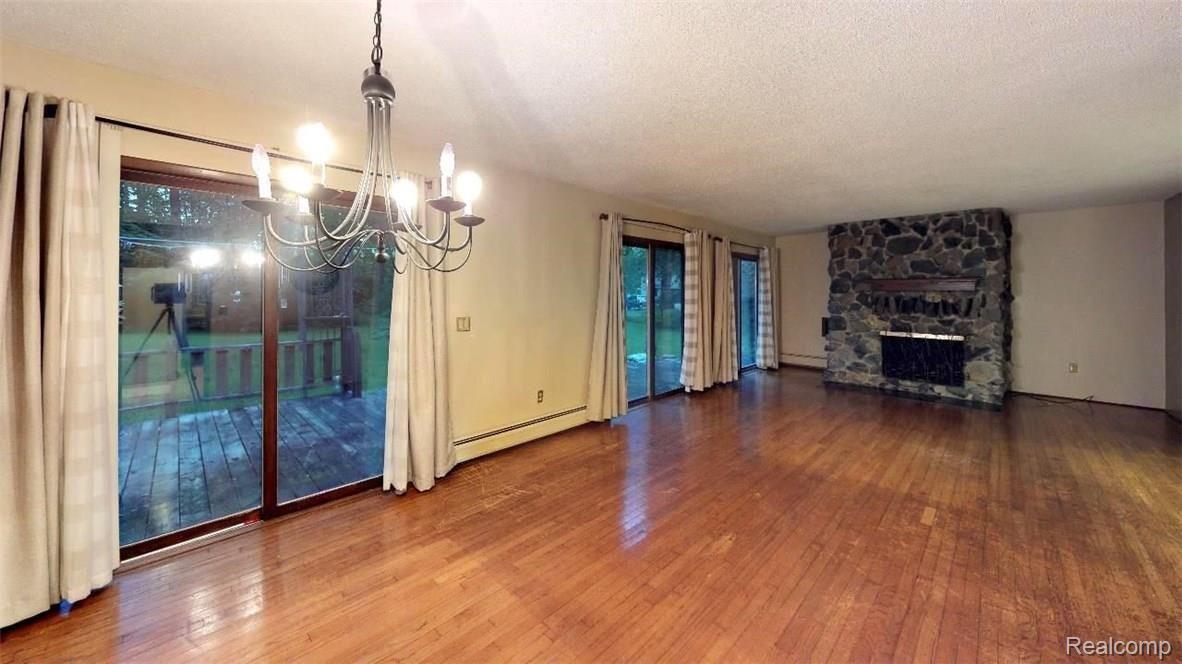 32100 King Road New Boston, MI 48164 - Photo 11 of 39 JDfkPJ5n7wF - Unfurnished(1).jpg