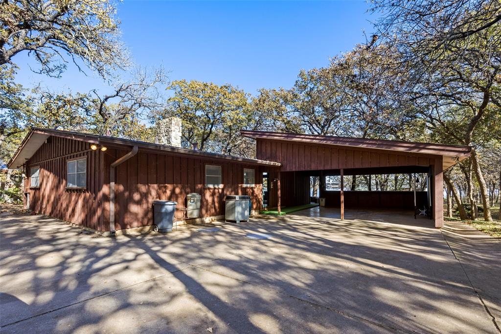 13030 Miller Road Azle, TX 76020 - Photo 23 of 38 Two car carport in the drive.