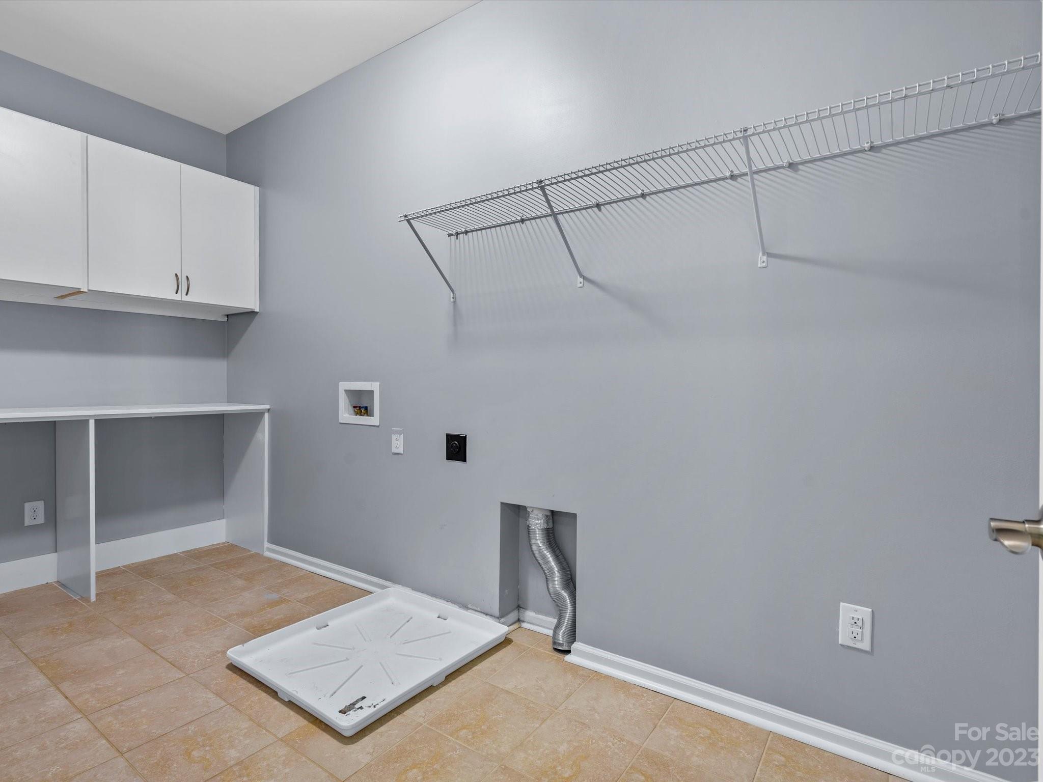 7009 Fallondale Road Waxhaw, NC 28173 - Photo 38 of 47 a view of an empty room