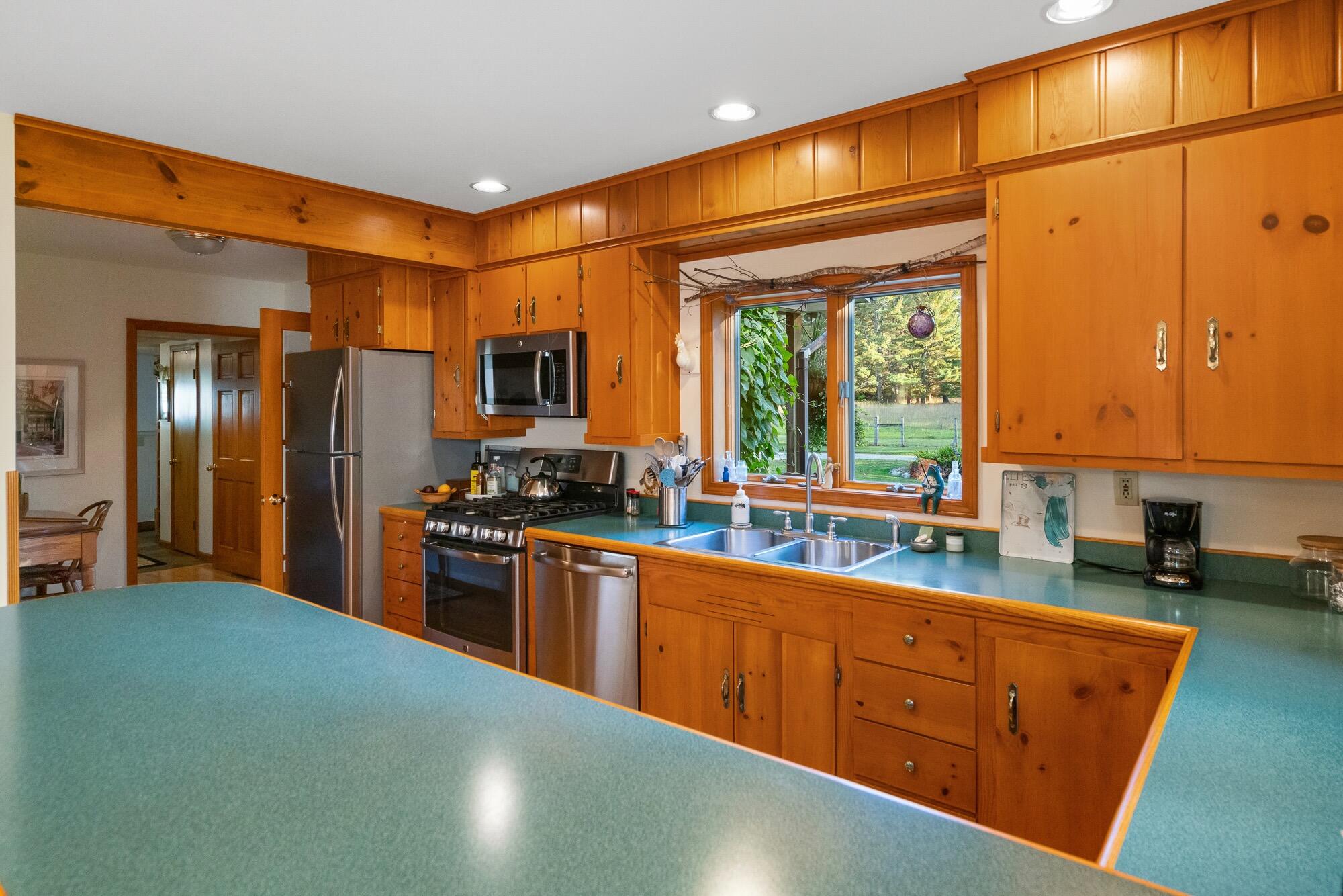 5041 Reams Road Alanson, MI 49706 - Photo 10 of 56 Gallery Image 10