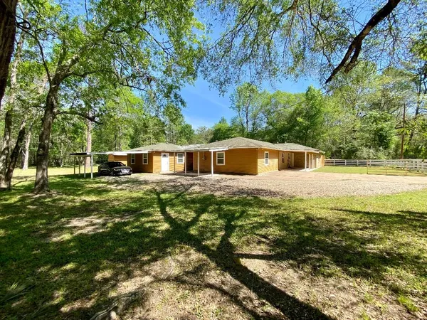$1,990 | 10451 North Essex Drive, Conroe, TX 77302