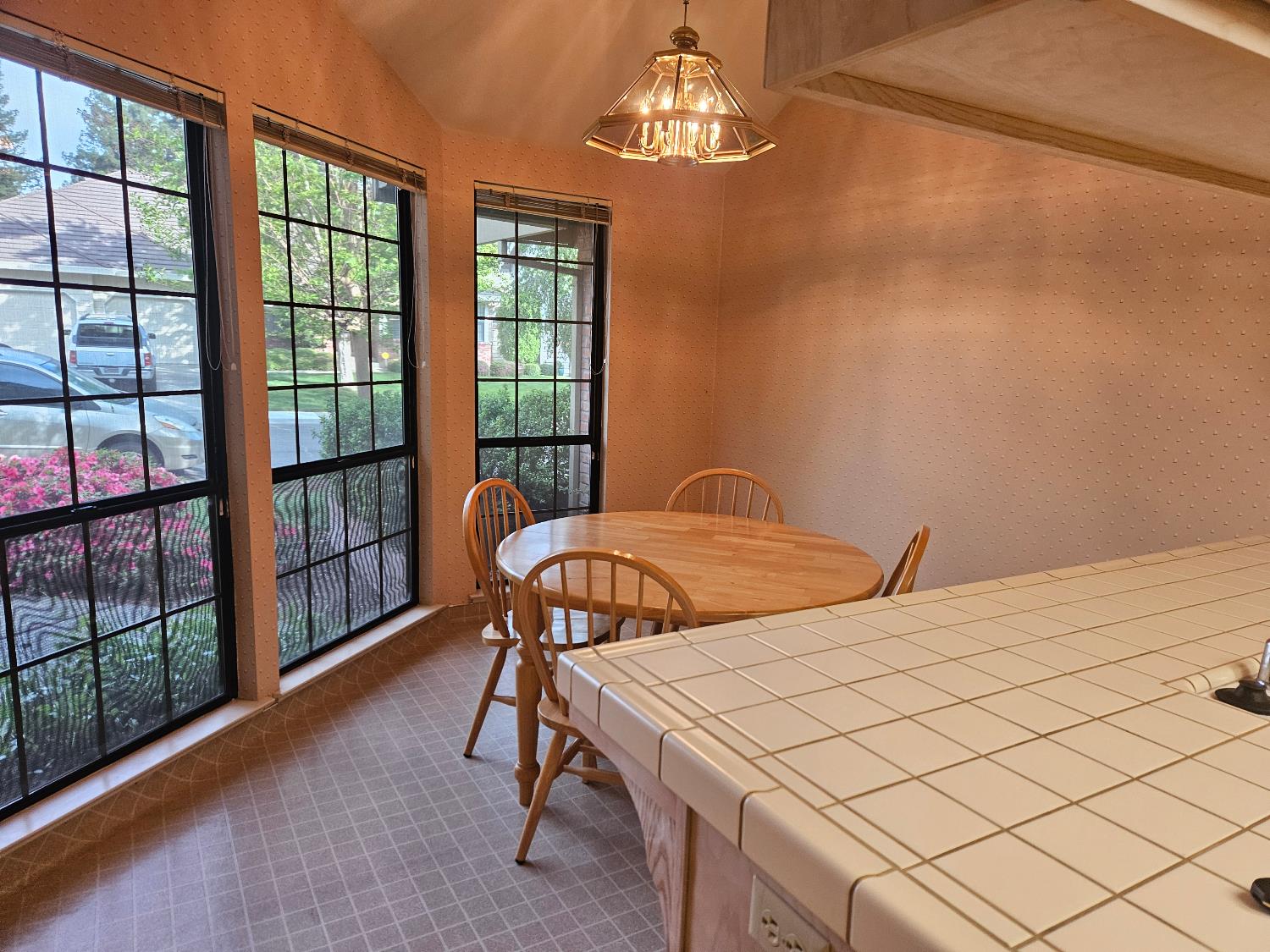 1067 Rio Cidade Way Sacramento, CA 95831 - Photo 4 of 21