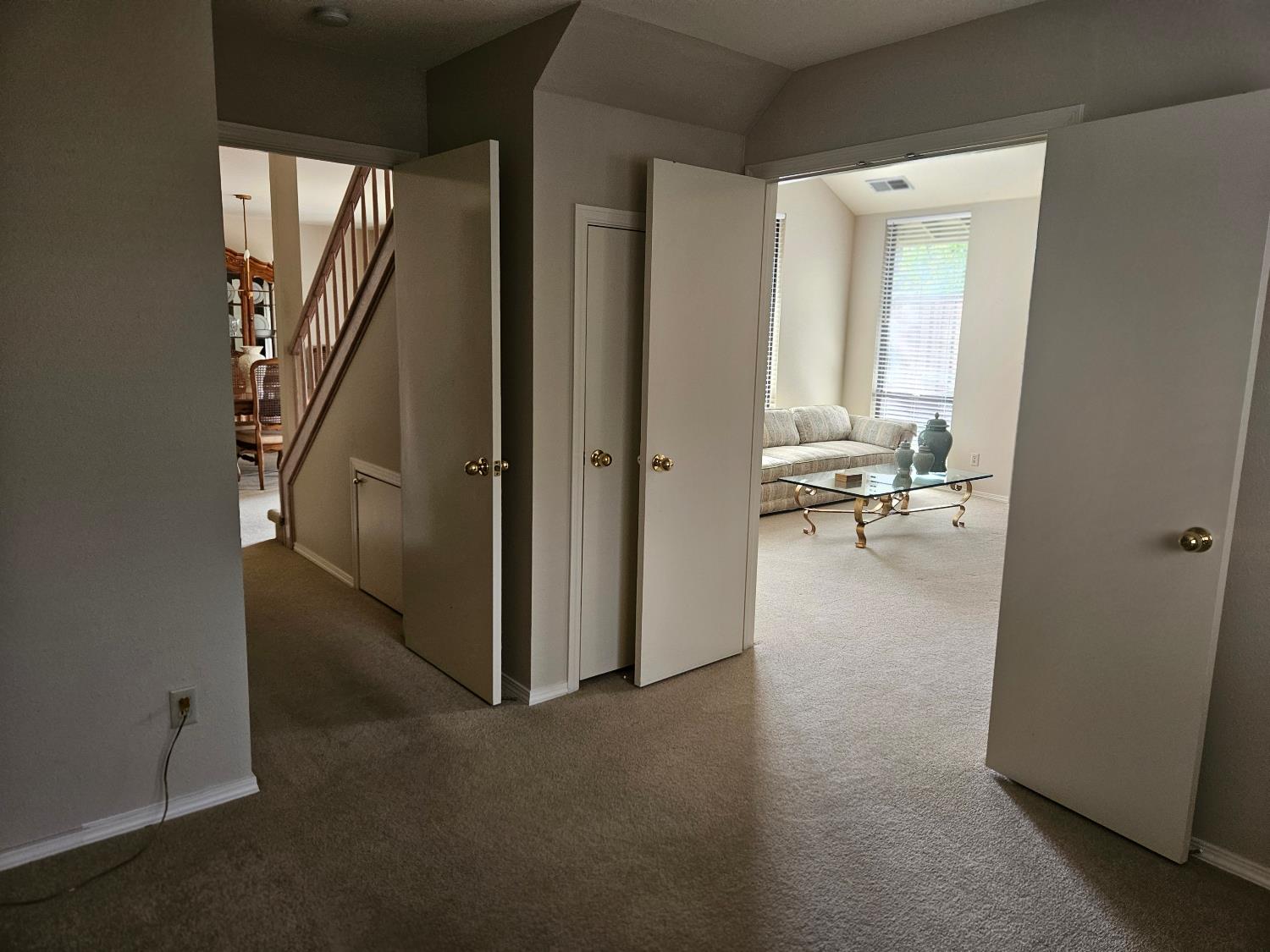 1067 Rio Cidade Way Sacramento, CA 95831 - Photo 9 of 21