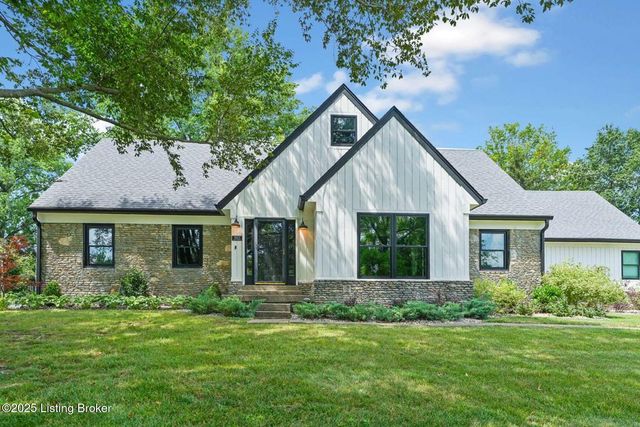 $680,000 | 9013 Linn Station Road, Louisville, KY 40222