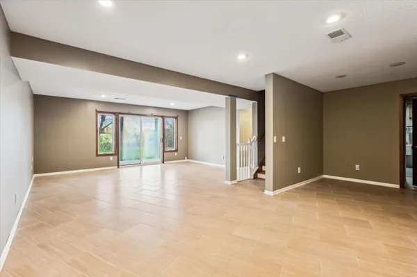 $393,999 | 6913 Connelly Circle, Savage, MN 55378