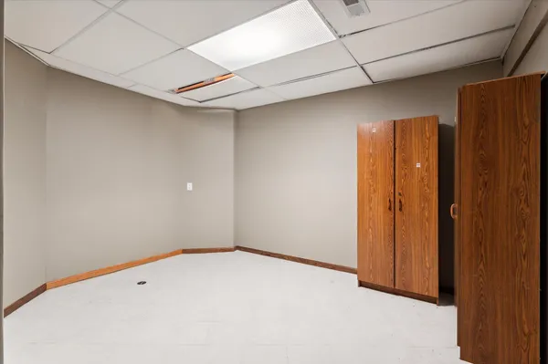 $393,999 | 6913 Connelly Circle, Savage, MN 55378