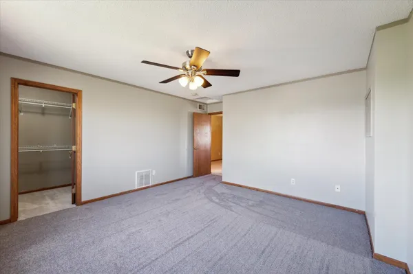 $393,999 | 6913 Connelly Circle, Savage, MN 55378