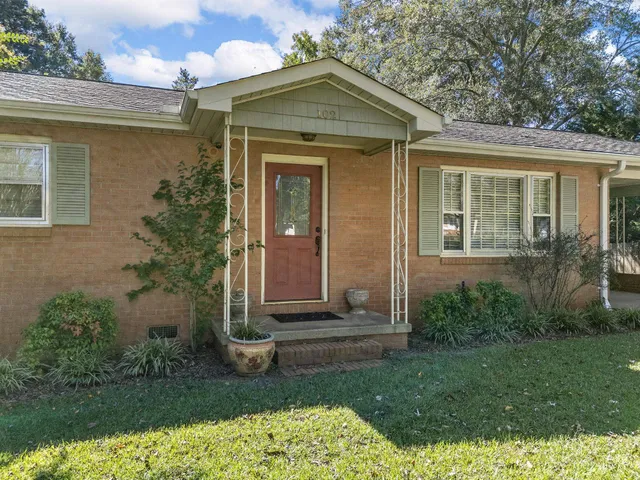 $249,900 | 102 Duncan Heights Road, Duncan, SC 29334