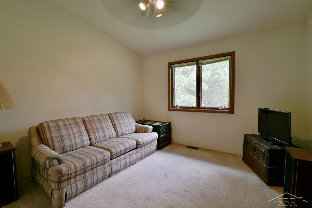 3087 East Gordonville Road Midland, MI 48640 - Photo 15 of 20