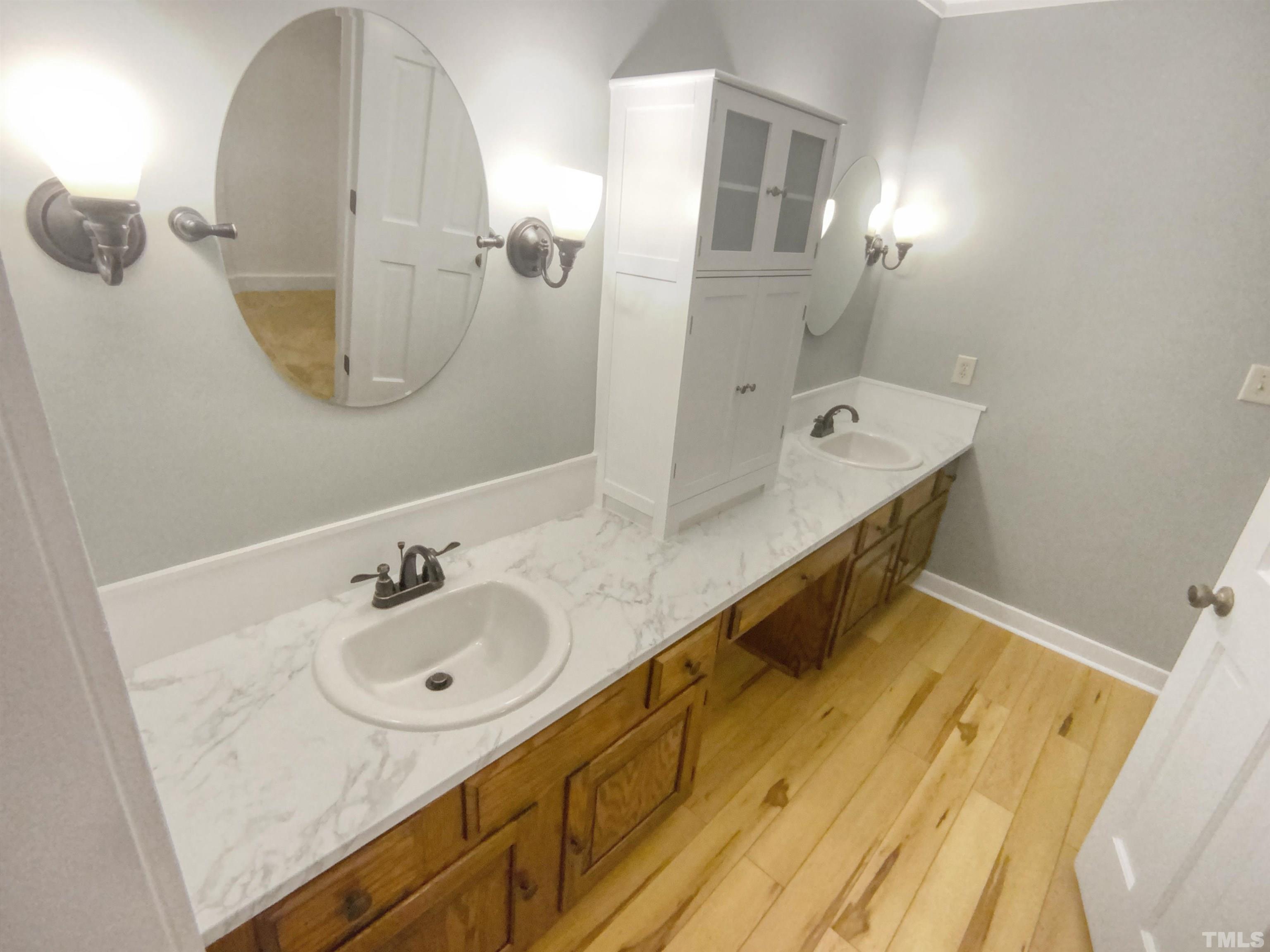 6104 Bayberry Lane Raleigh, NC 27612 - Photo 18 of 21 Gallery Image 18