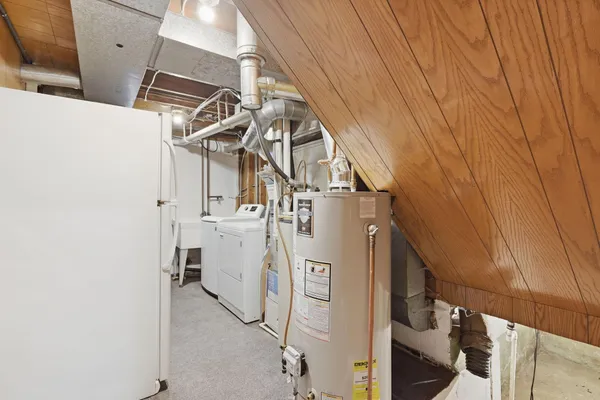 $314,900 | 5221 Sumter Avenue North, New Hope, MN 55428