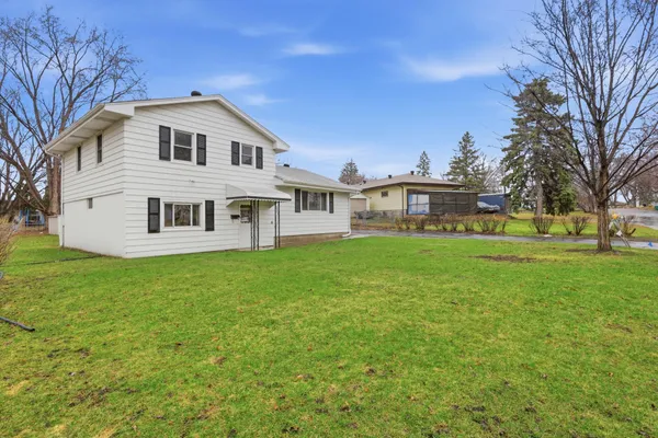 $314,900 | 5221 Sumter Avenue North, New Hope, MN 55428