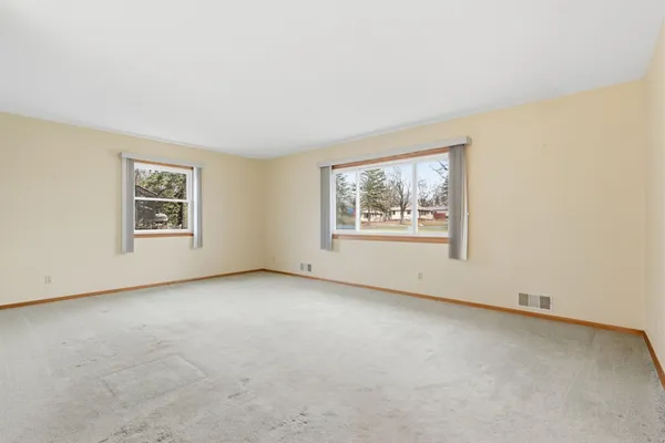 $314,900 | 5221 Sumter Avenue North, New Hope, MN 55428