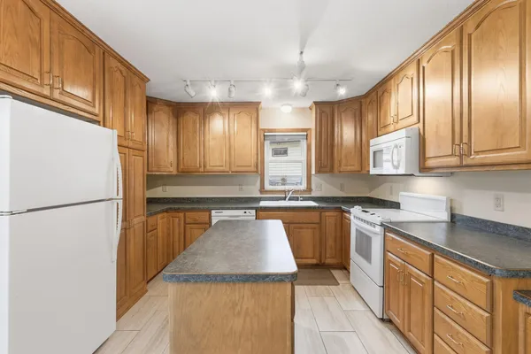 $314,900 | 5221 Sumter Avenue North, New Hope, MN 55428