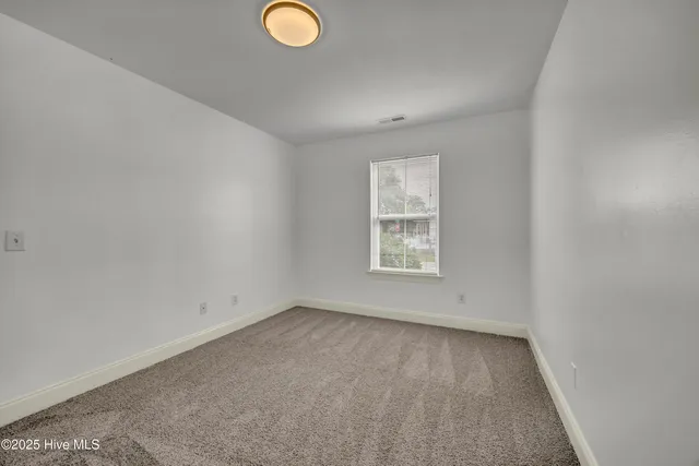 $1,500 | 100 South 11th Street, Wilmington, NC 28401