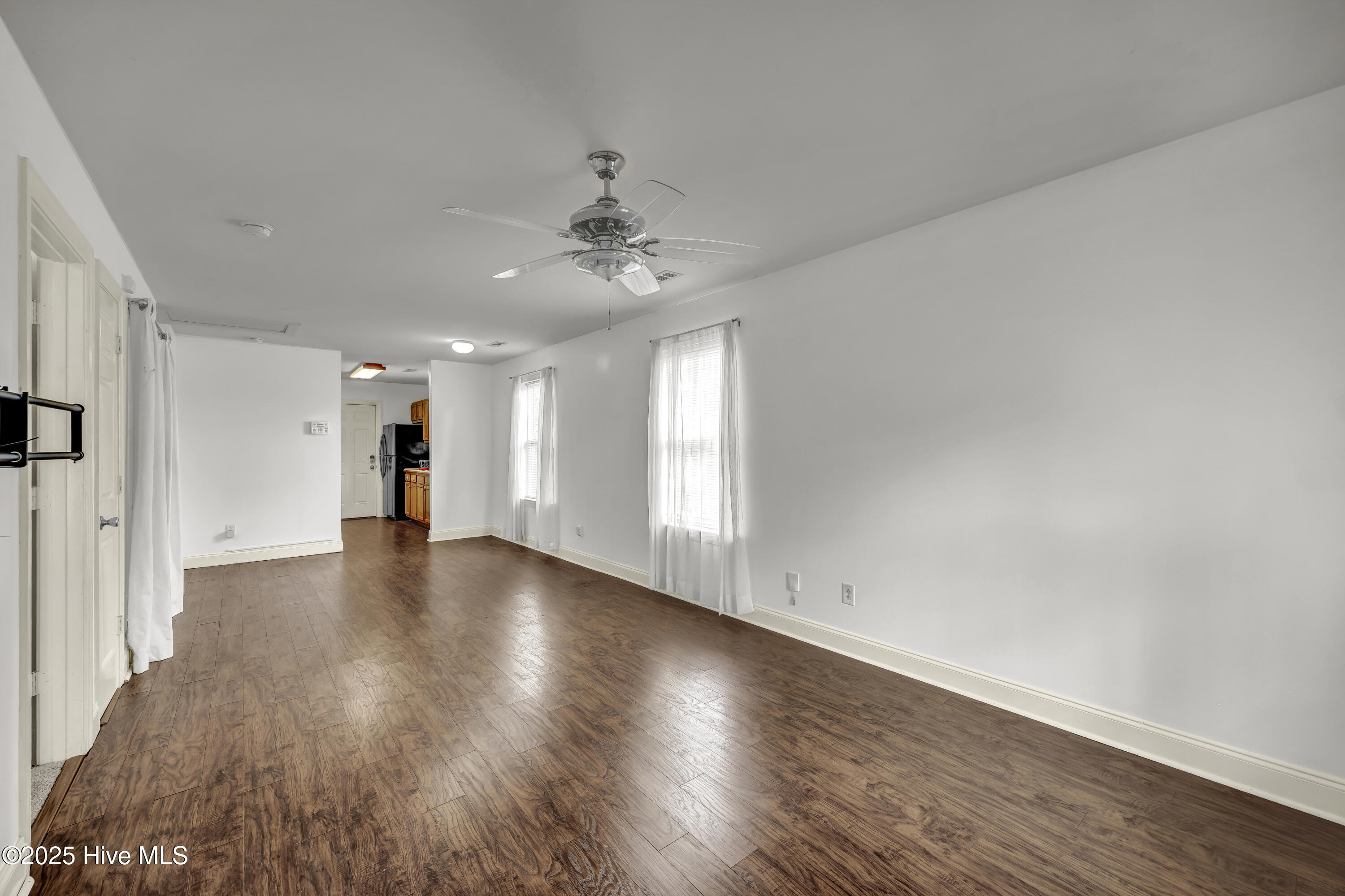 100 South 11th Street Wilmington, NC 28401 - Photo 8 of 19 IMG_8207