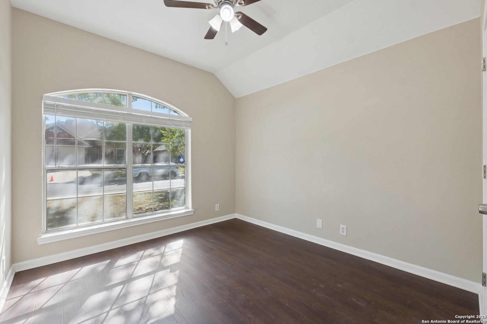 1815 Indian Paint Brush Road San Antonio, TX 78232 - Photo 28 of 38 an empty room with a window