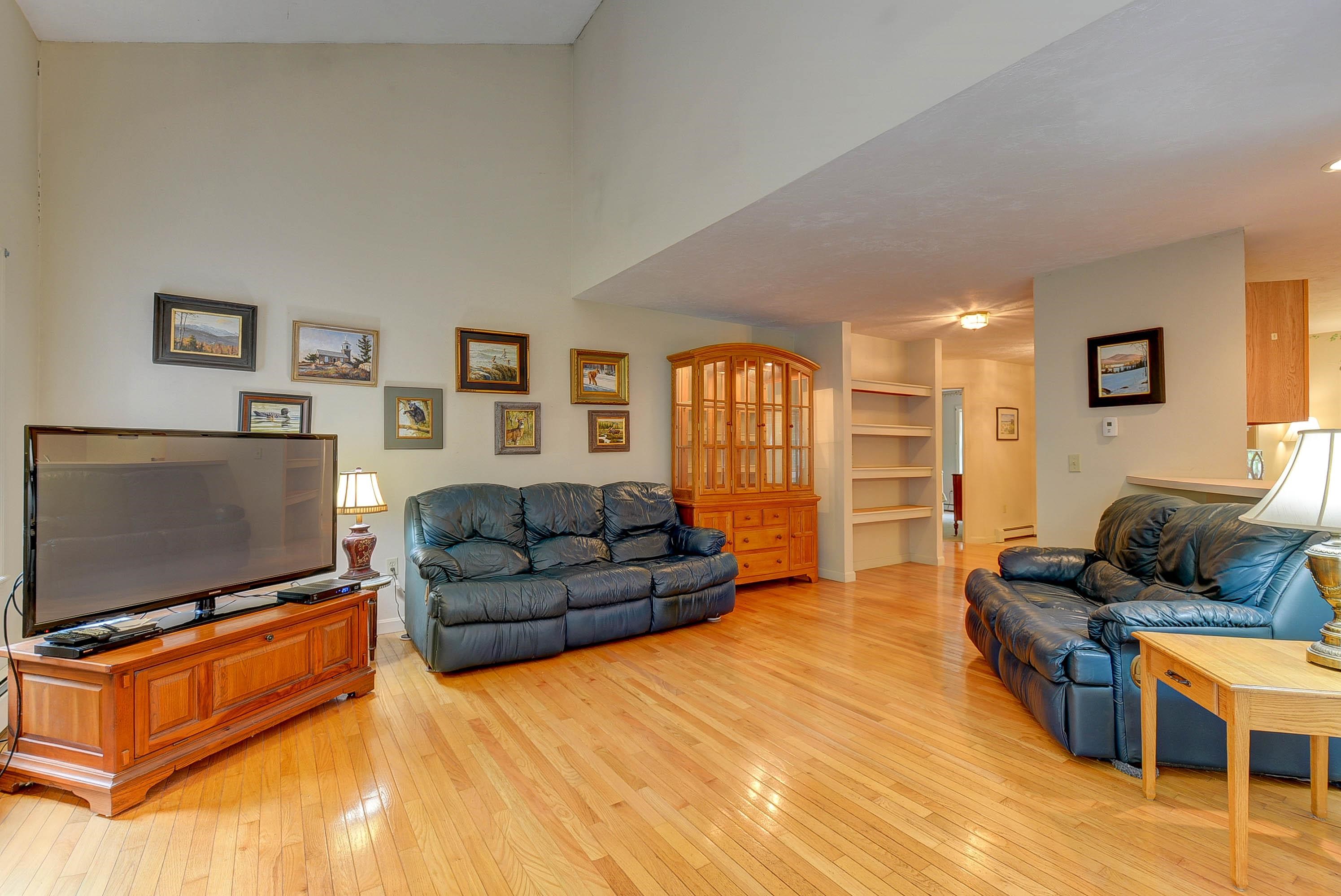 407 Dandiview Road Conway, NH 03860 - Photo 4 of 49