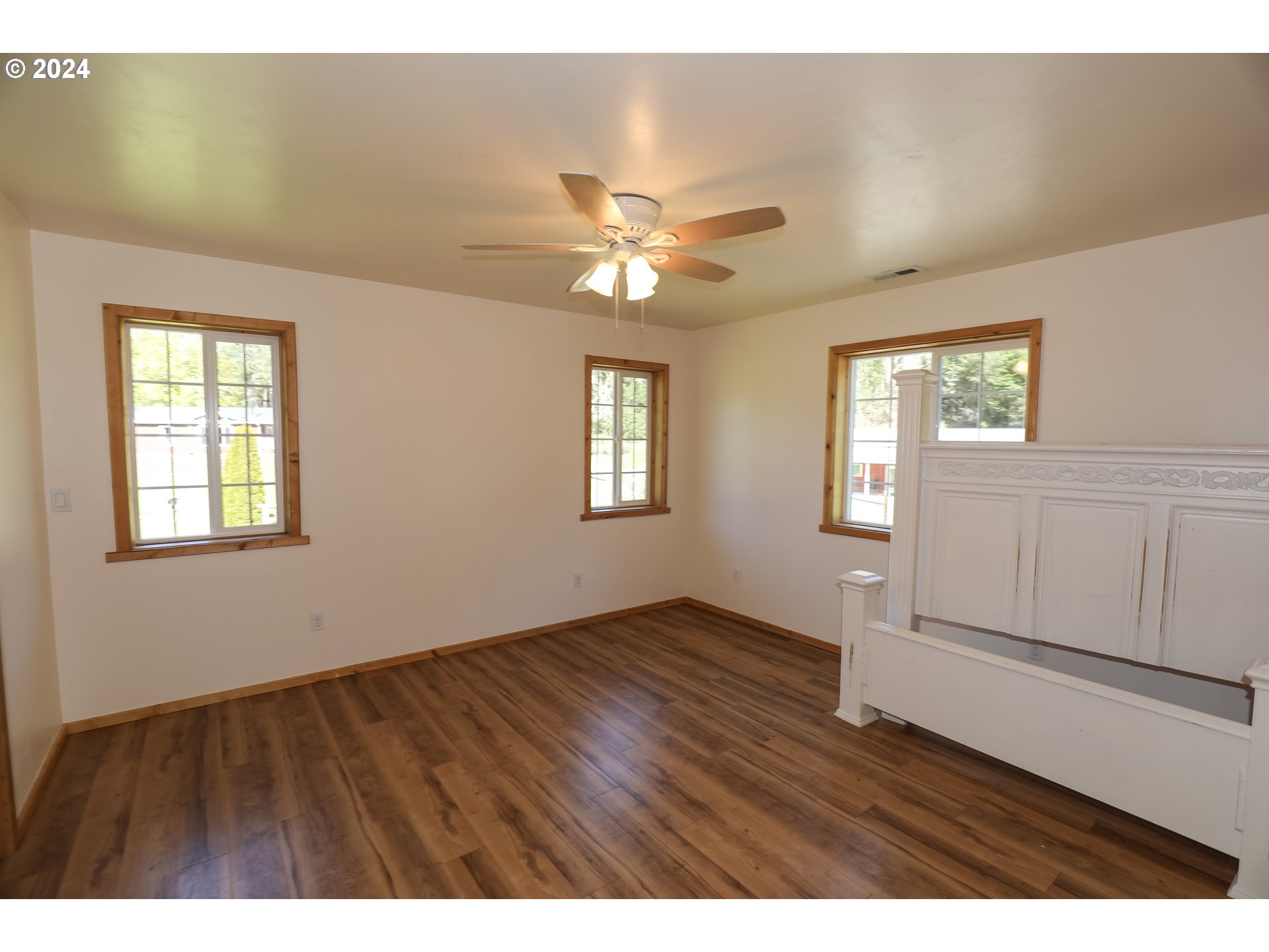 6910 Upper Olalla Road Winston, OR 97496 - Photo 16 of 48 a view of an empty room with a window