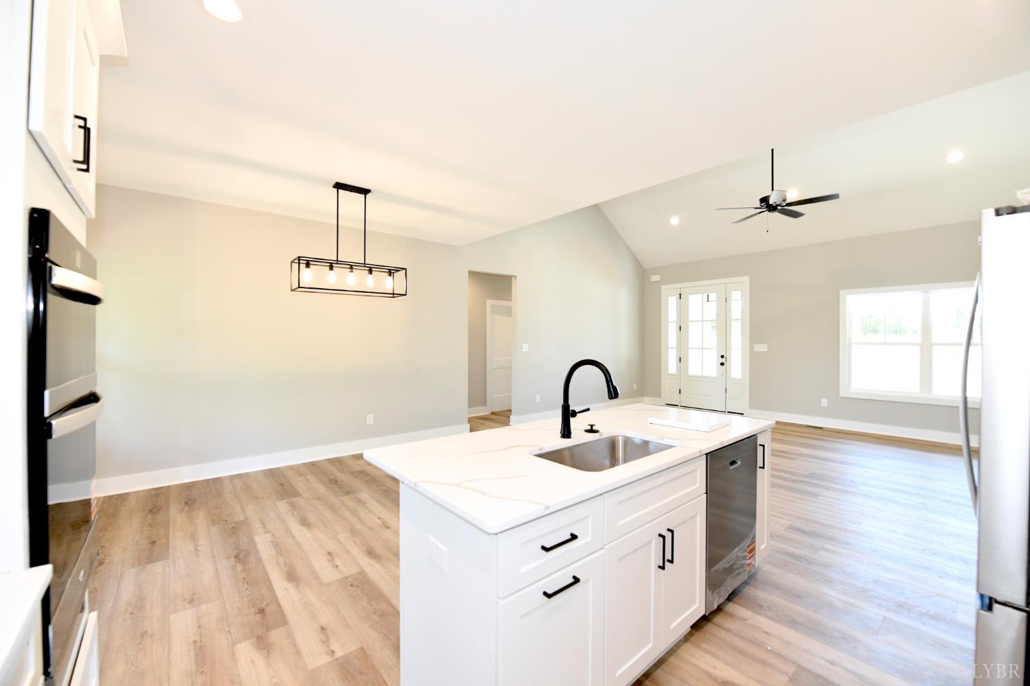 9726 Leesville Road Evington, VA 24550 - Photo 28 of 53
