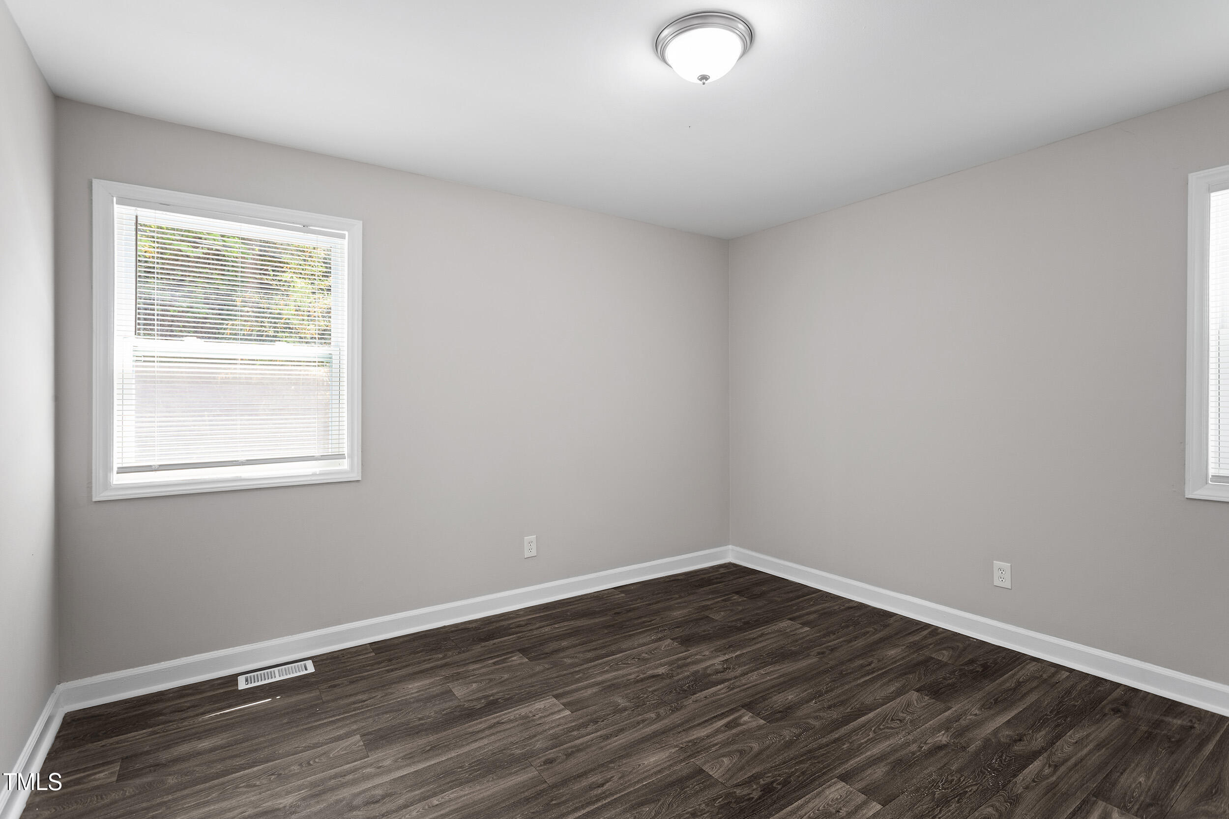 2804-2806 Donovan Place Raleigh, NC 27610 - Photo 16 of 40 2804_22