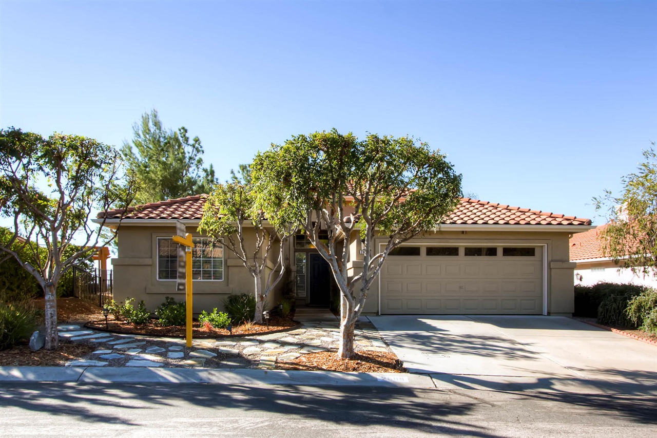 2609 Lobelia Road Alpine, CA 91901 - Photo 2 of 25