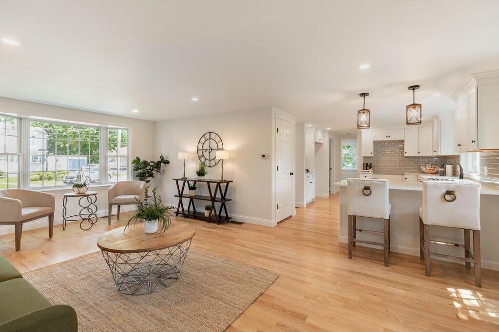 13 Crosby Road Reading, MA 01867 - Photo 11 of 27 Gallery Image 11