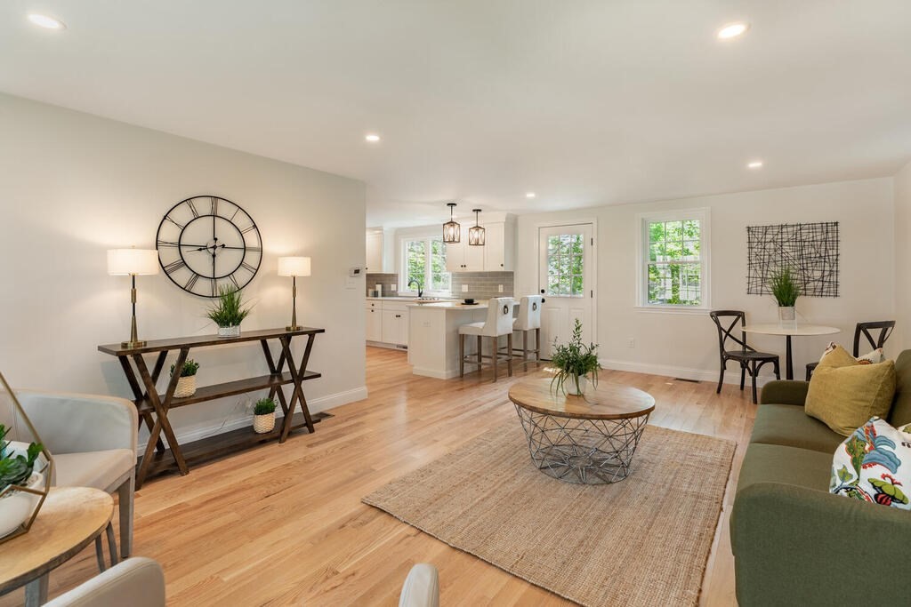 13 Crosby Road Reading, MA 01867 - Photo 12 of 27 Gallery Image 12